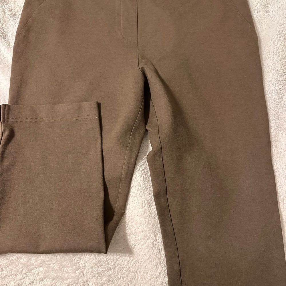 Betabrand DPYP Brown Capris